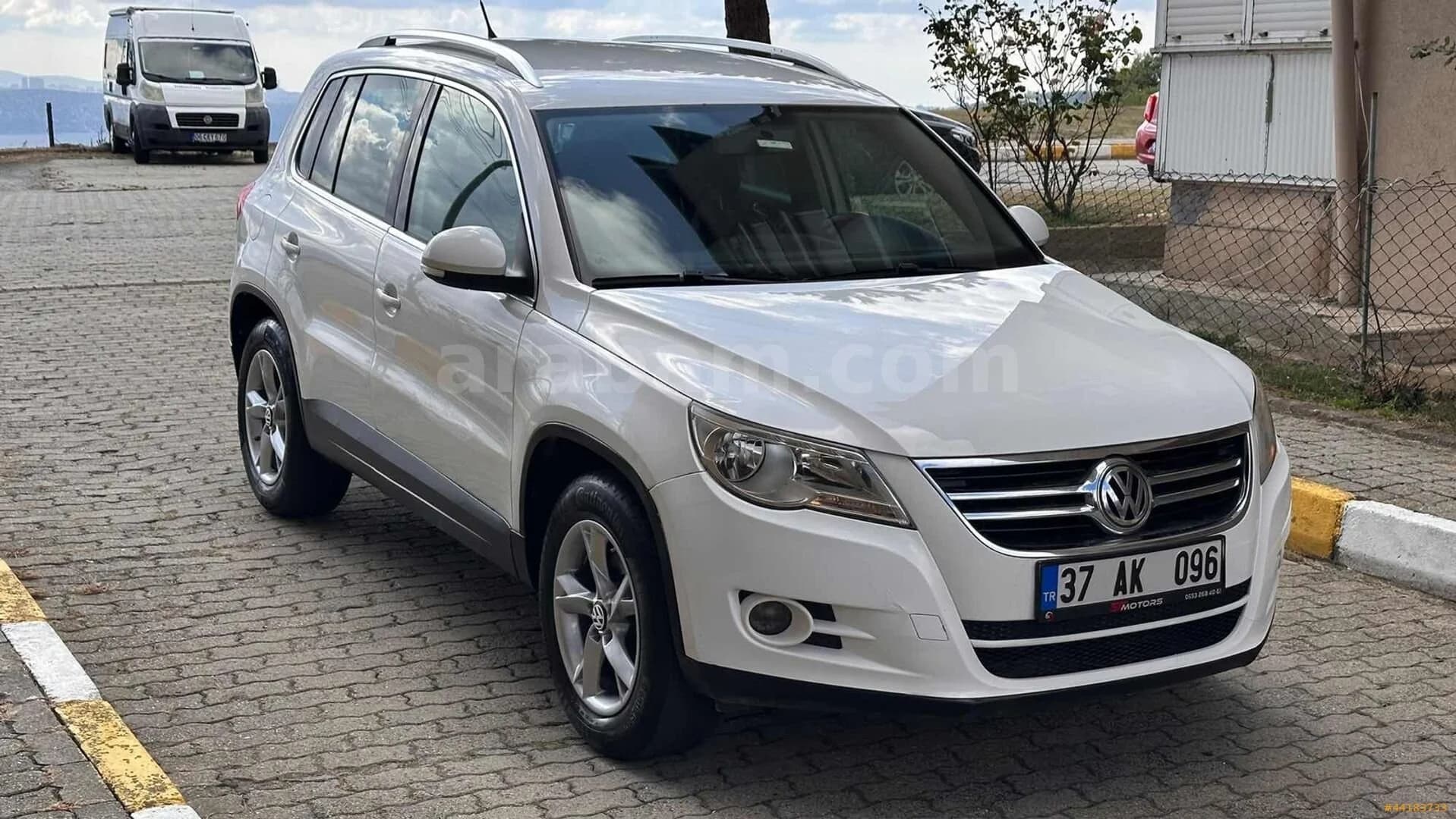 Volkswagen Tiguan — Fotoğraf 1/1