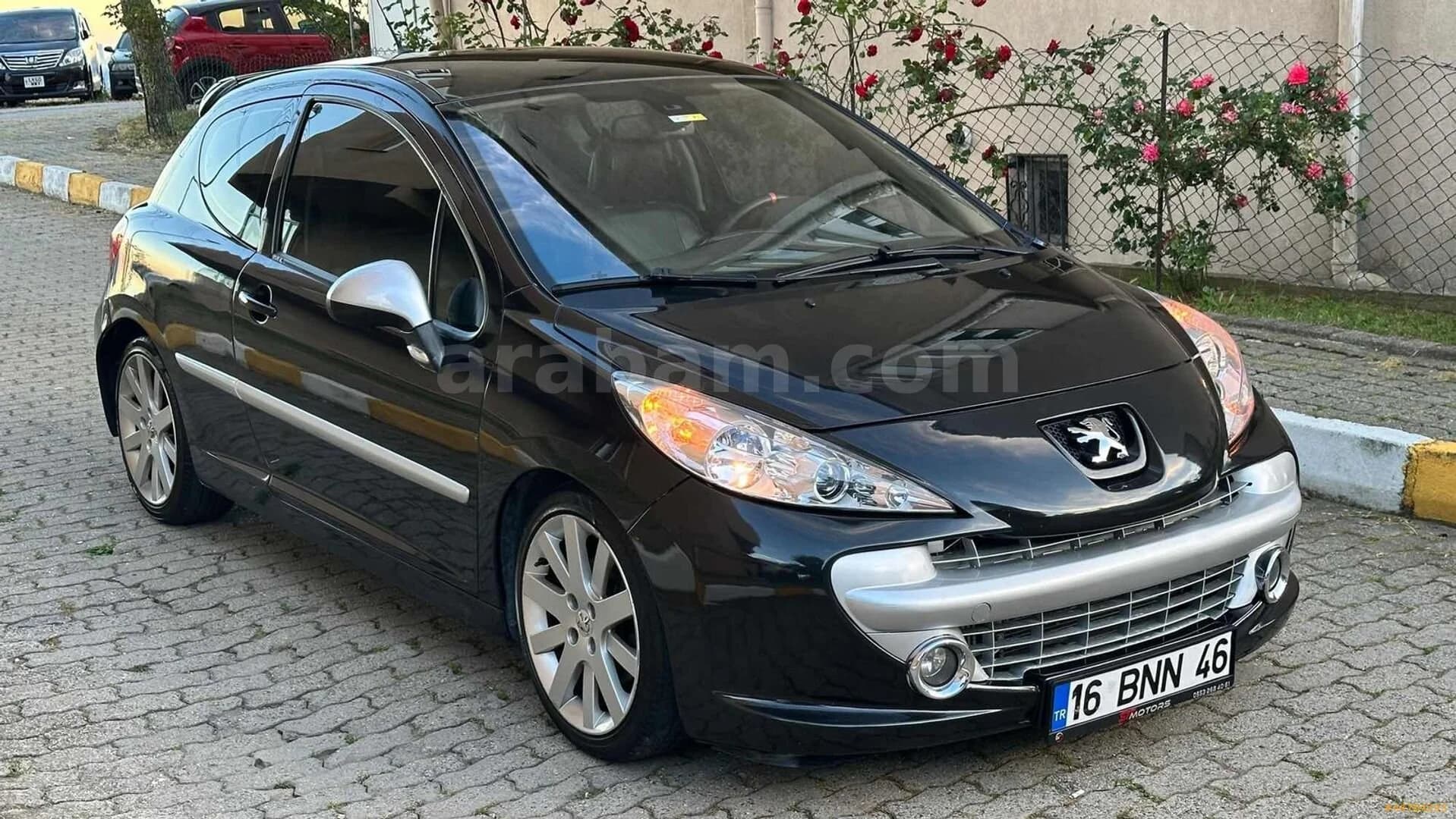 Peugeot 207 — Fotoğraf 1/18